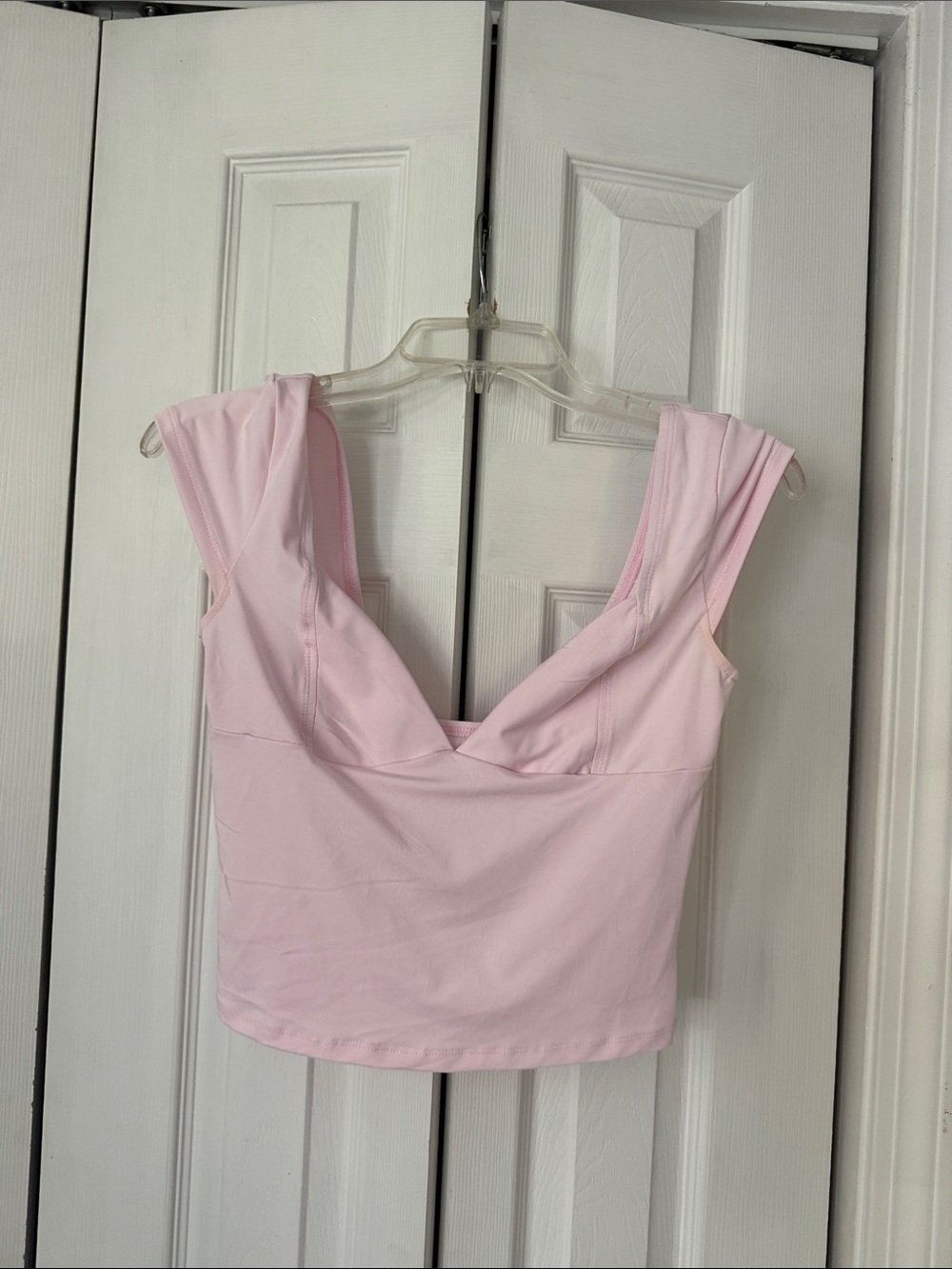 Women's Pink V-Neck Cropped Top
